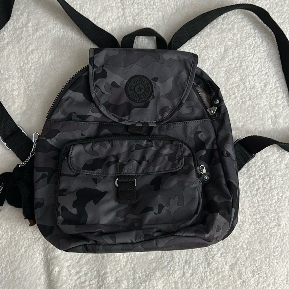 KIPLING QUEENIE MINI BACKPACK LUGGAGE CAMO FOG